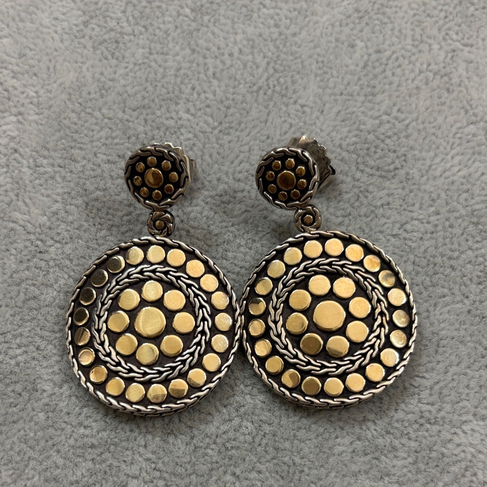 John Hardy Dot series earrings. 18K